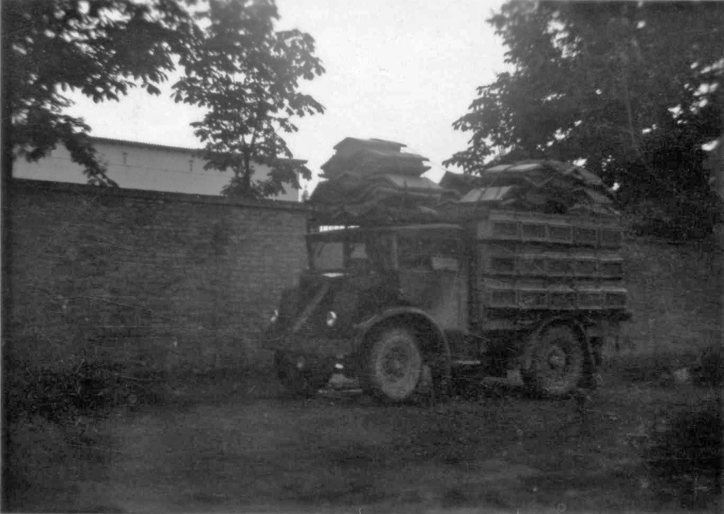 lega apicoltura racconta - anno 1952 - trasporto api con camion