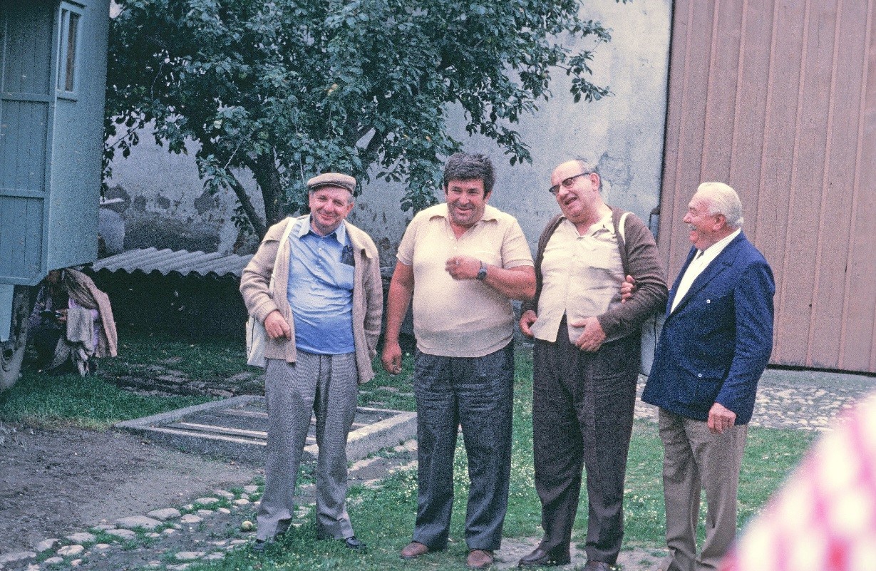 Giulio Piana con il presidente degli apicoltori rumeni